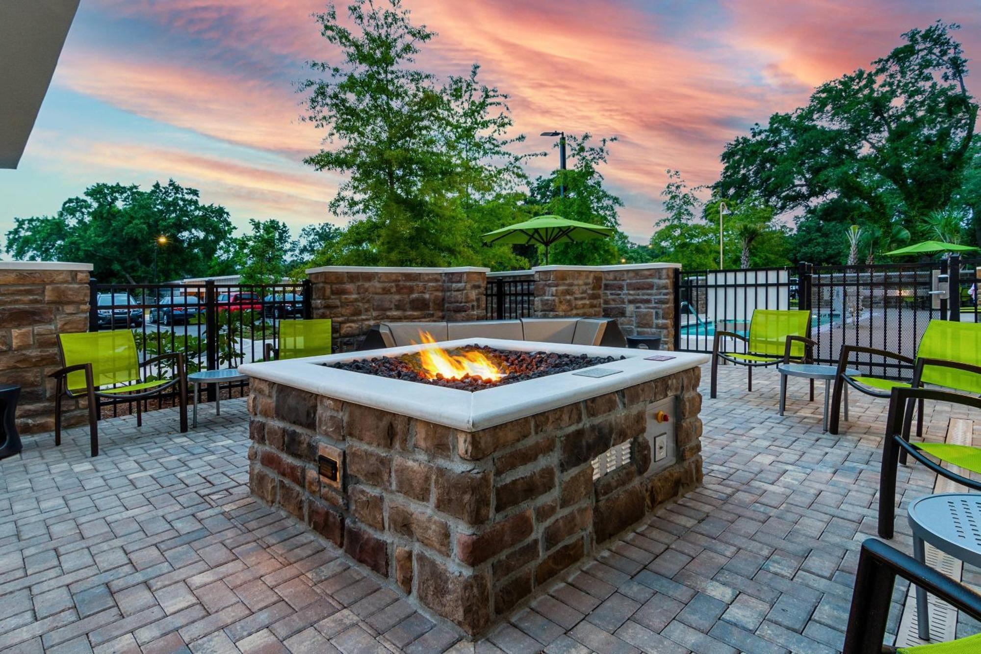 Hotel Springhill By Marriott Charleston Airport & Convention Center 3*