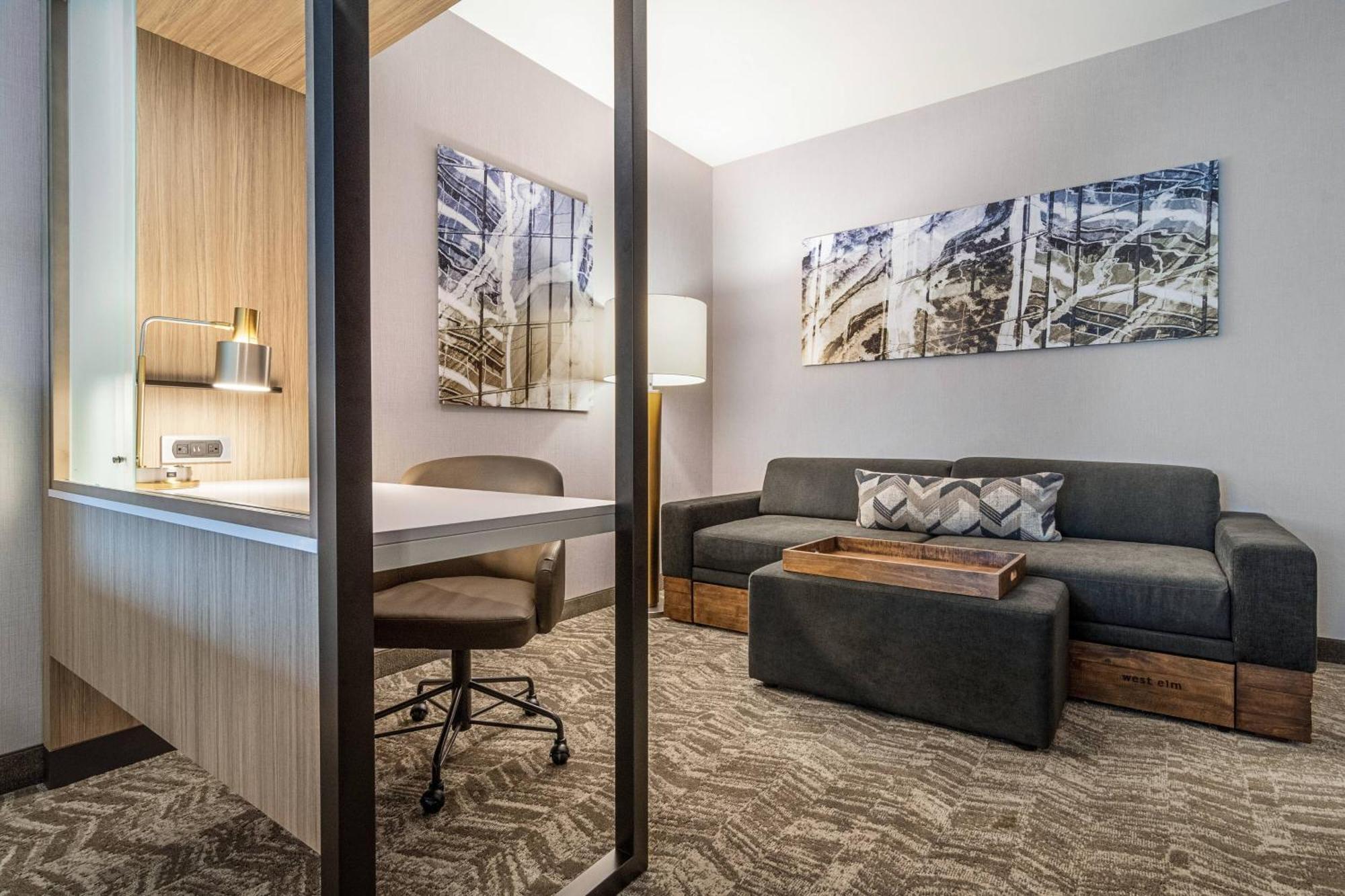 Springhill By Marriott Charleston Airport & Convention Center 3*